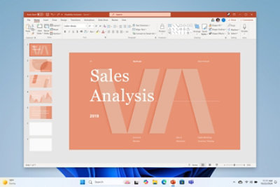 ไฟล์ PowerPoint เปิดอยู่บนหน้าจอคอมพิวเตอร์