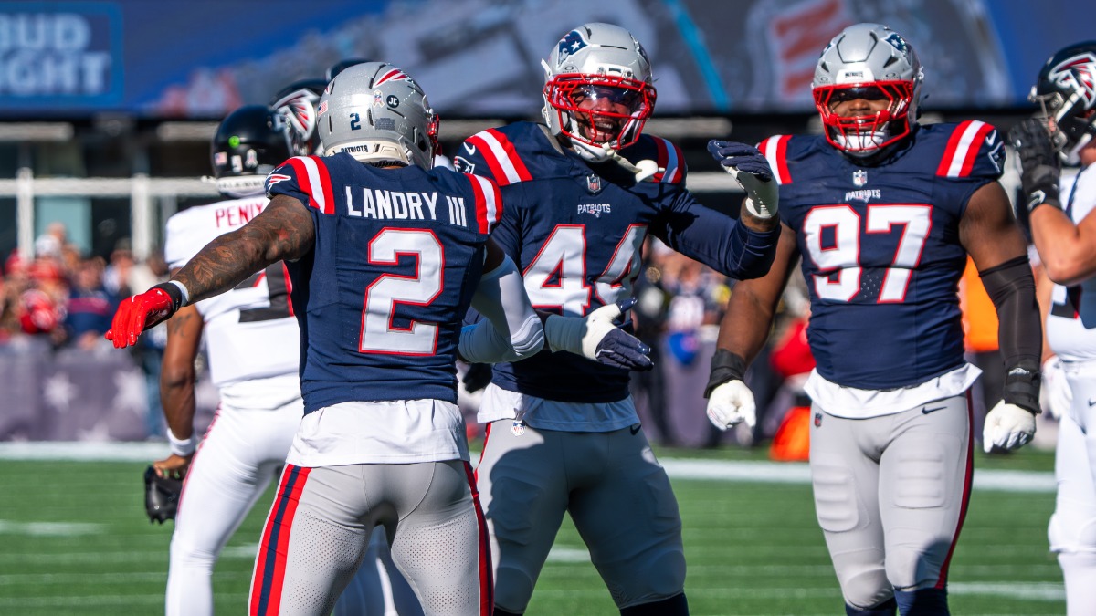 Patriots edge rushers Harold Landry III, K'Lavon Chaisson