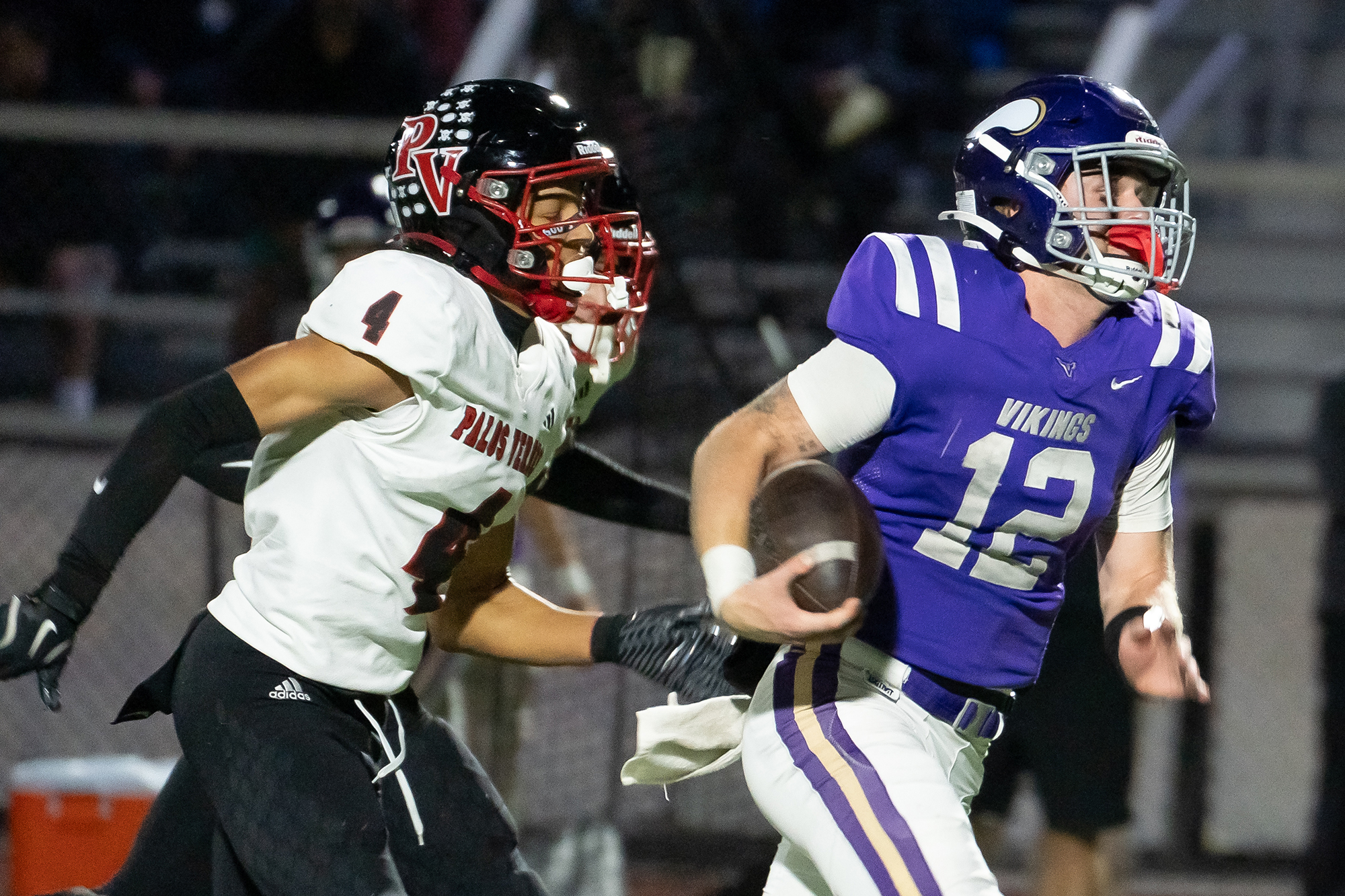 Quarterback Brady Bretthauer of Valencia is on his way to scoring a touchdown against Palos Verdes during a CIF-Southern Section Division 3 playoff football game at Valencia High School in Valencia on Friday, Nov. 7, 2025. (Photo by Mark Savage, Contributing Photographer)
