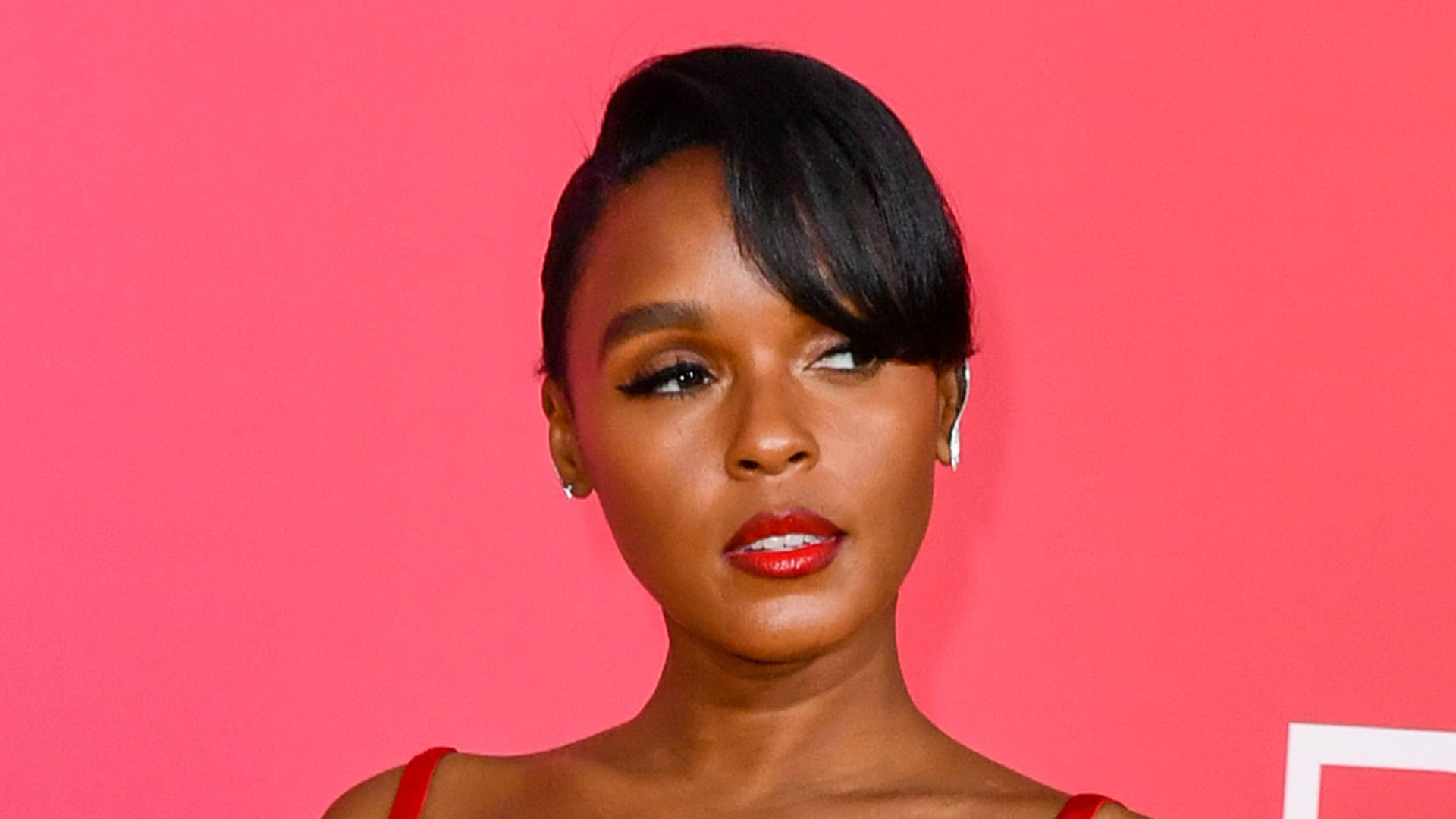 Janelle Monae fans go wild as she shows off her bare boobs in soaking wet white crop top in NSFW video for new song